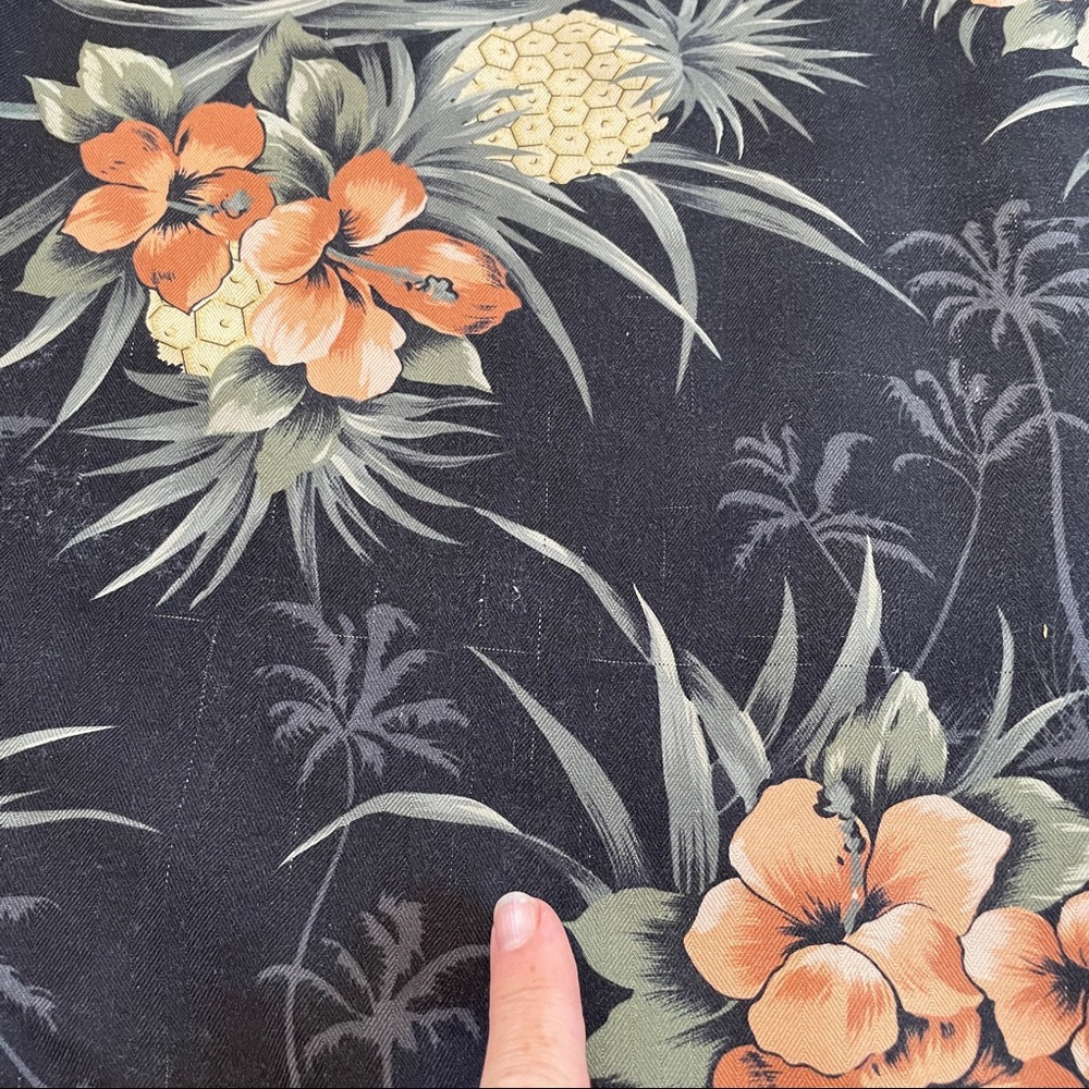 Tommy Bahama silk pineapple button Hawaiian shirt L - Picture 5 of 8